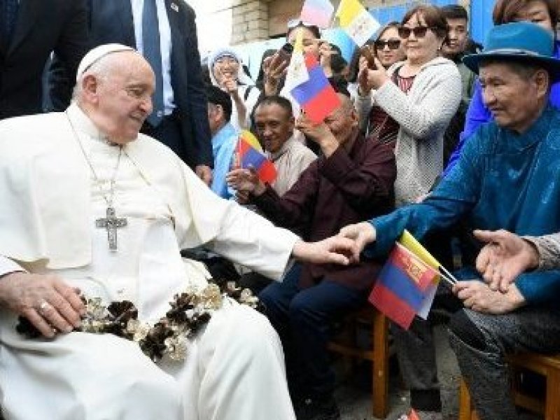 Papa Francisco ya se encuentra en Mongolia