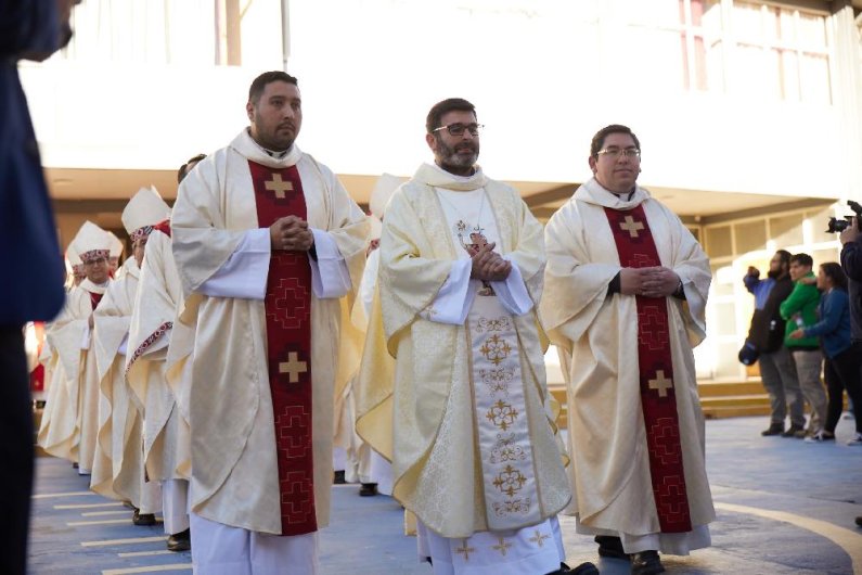 Monseñor Tomás Carrasco Cortés recibió el Orden Episcopal