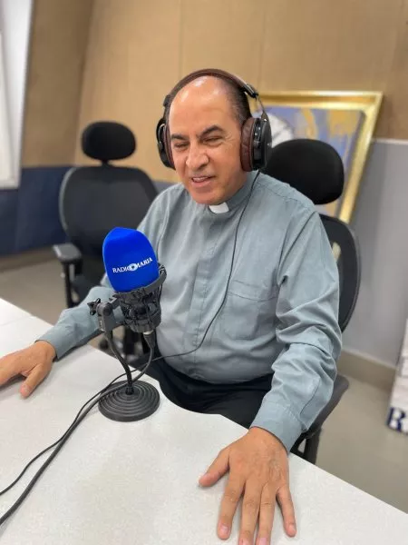 Radio María recibe a su nuevo director, el Padre Pedro Pablo Garin